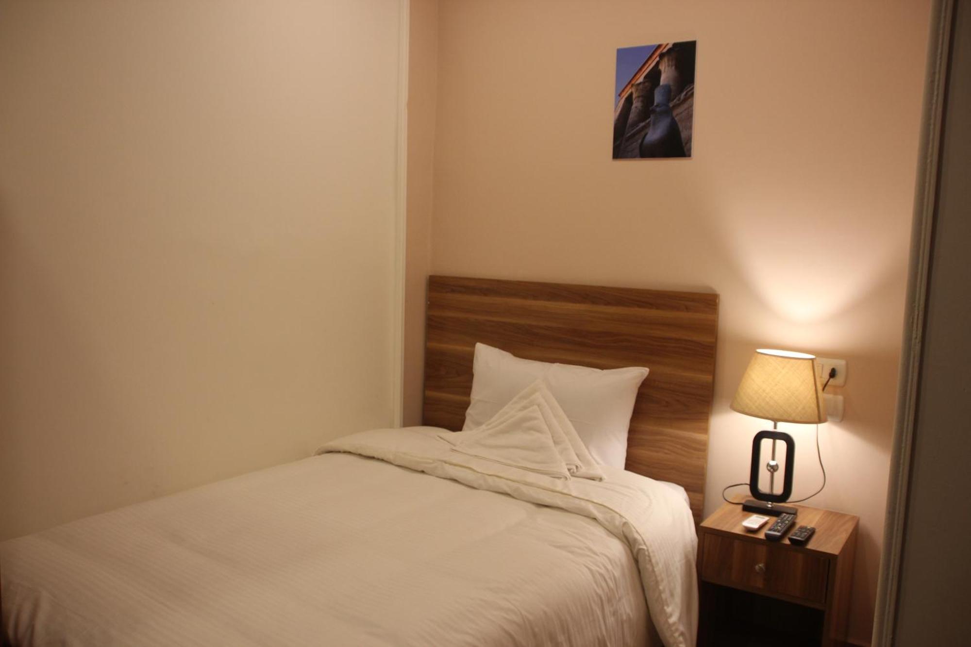 Farida Pyramids Boutique Hotel Kafrat al Jabal Luaran gambar