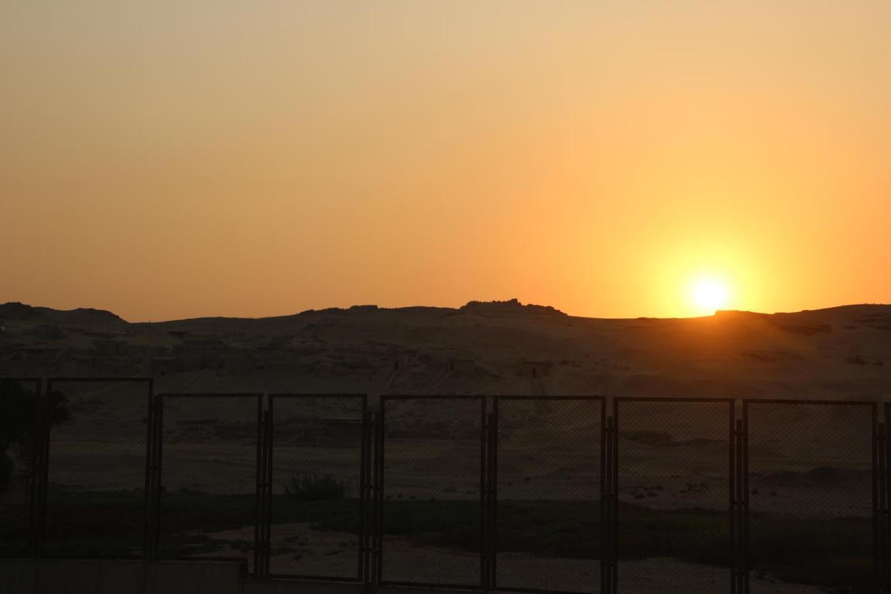 Farida Pyramids Boutique Hotel Kafrat al Jabal Luaran gambar