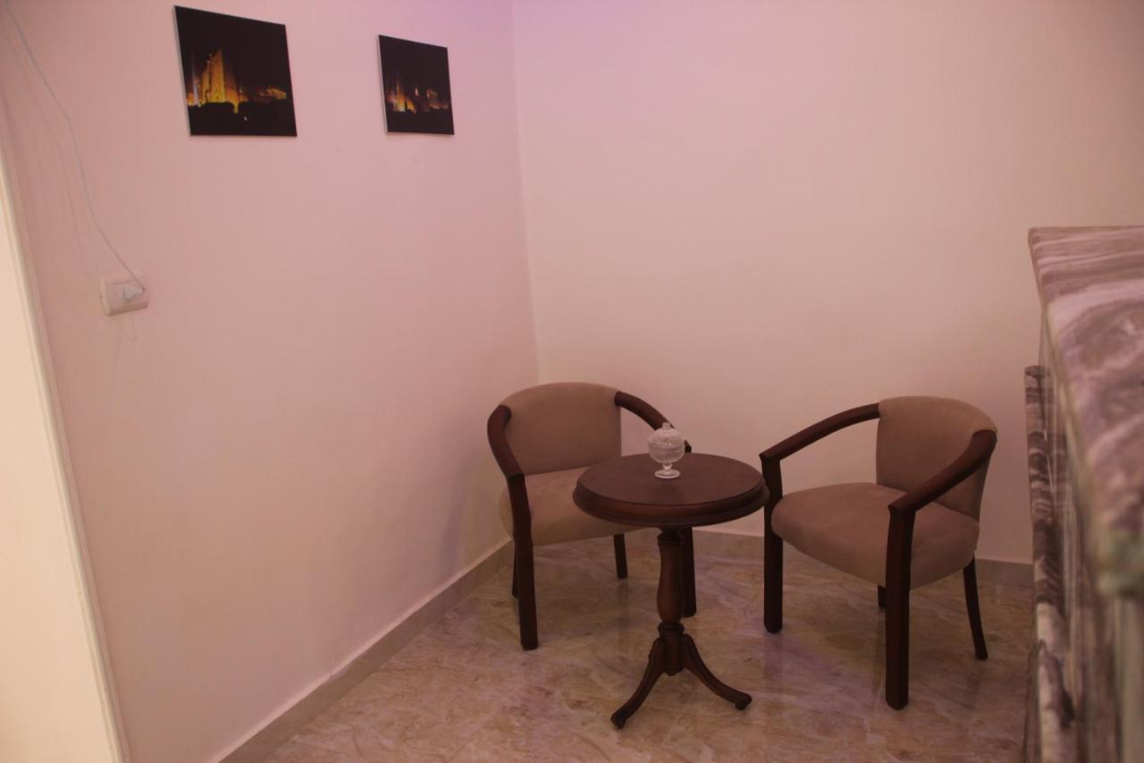 Farida Pyramids Boutique Hotel Kafrat al Jabal Luaran gambar
