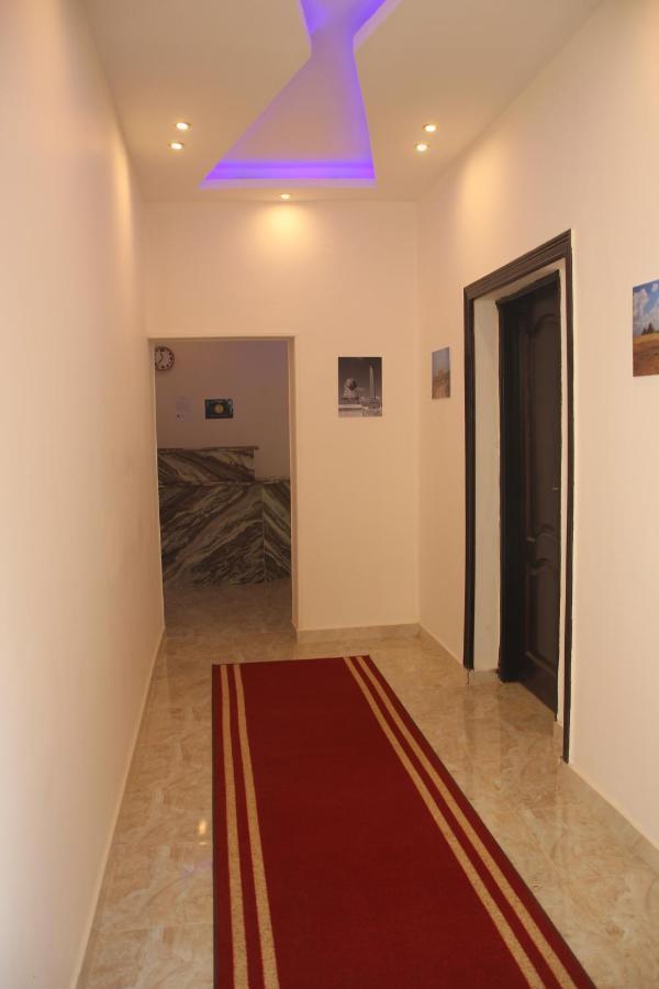 Farida Pyramids Boutique Hotel Kafrat al Jabal Luaran gambar